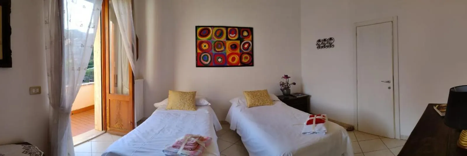 ゲストハウス Maria Holiday Homes La Pineta Di シナルンガ イタリア